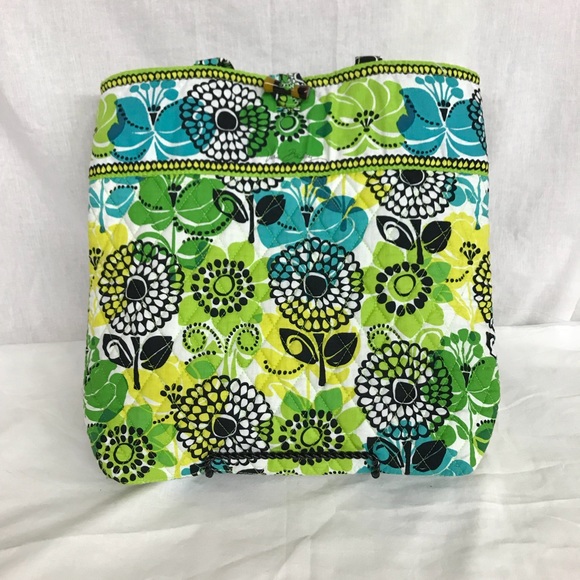 Vera Bradley Handbags - Vera Bradley tote.
